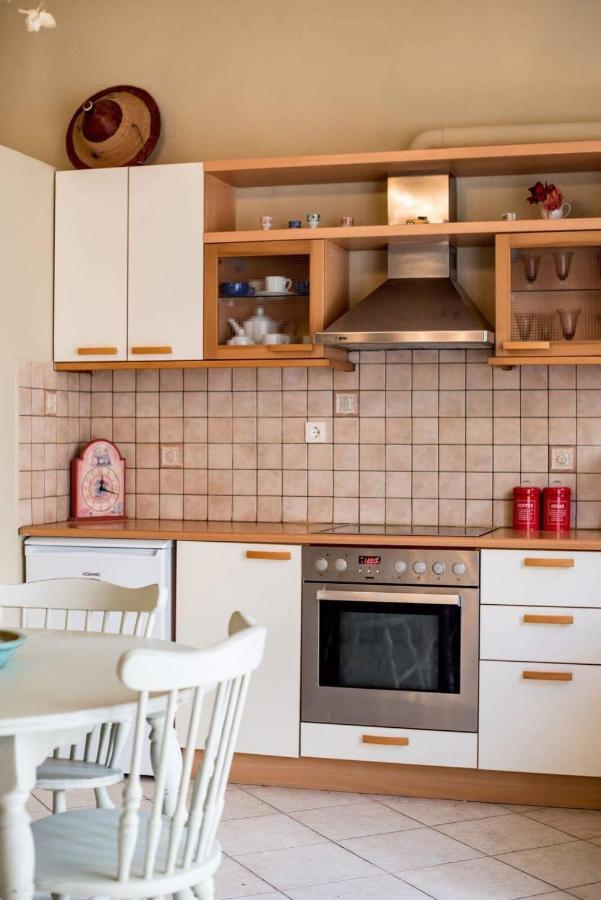 Apartamento Saitan Pazar Casa Preveza Exterior foto